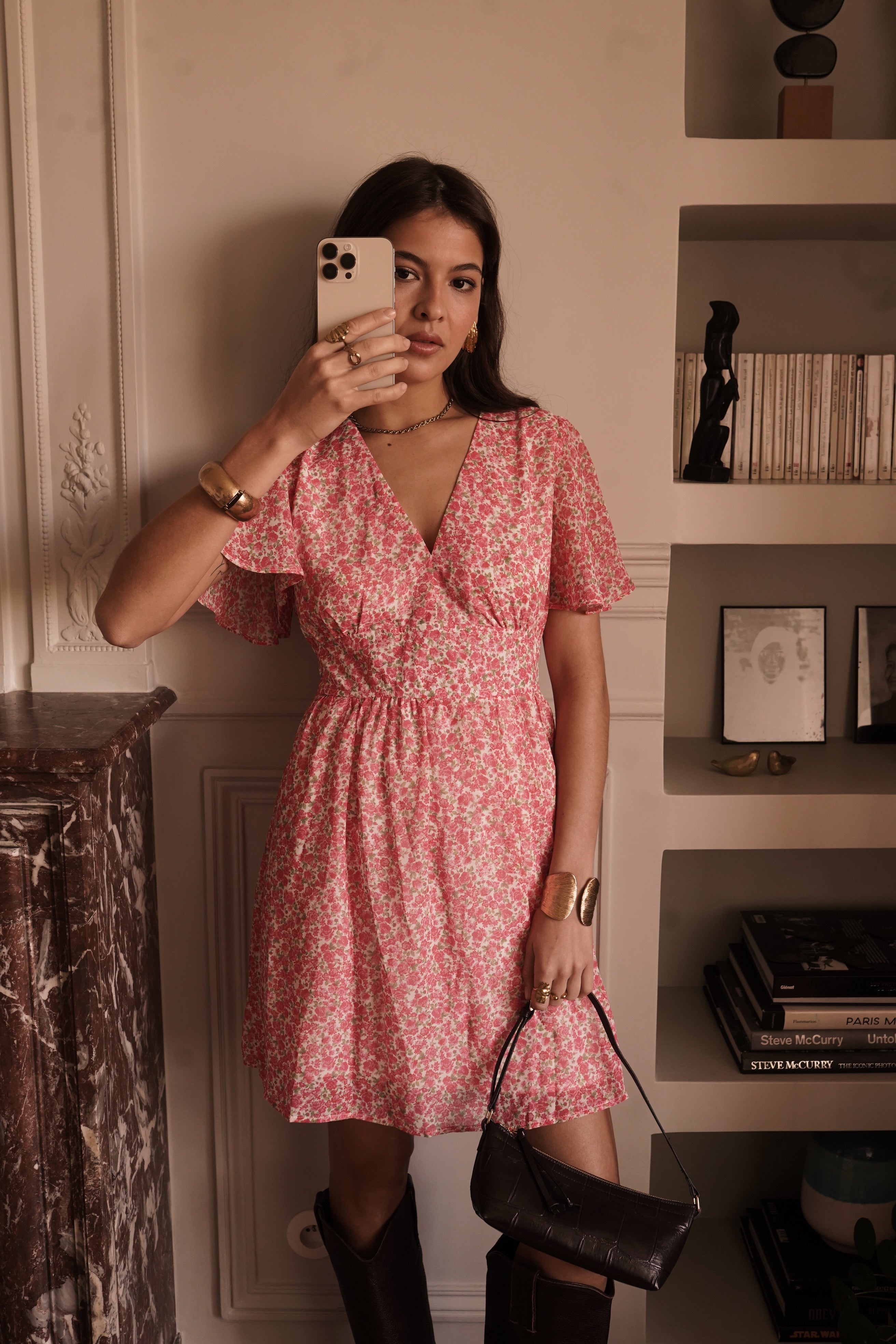 Robe Aura
