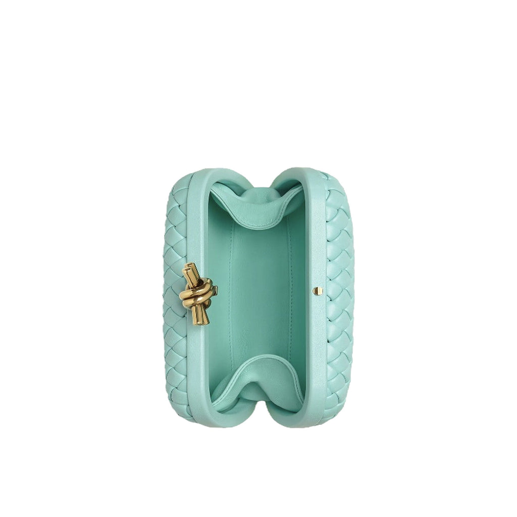 Bottega Veneta Knot Padded Intreccio Clutch - Green - Femme