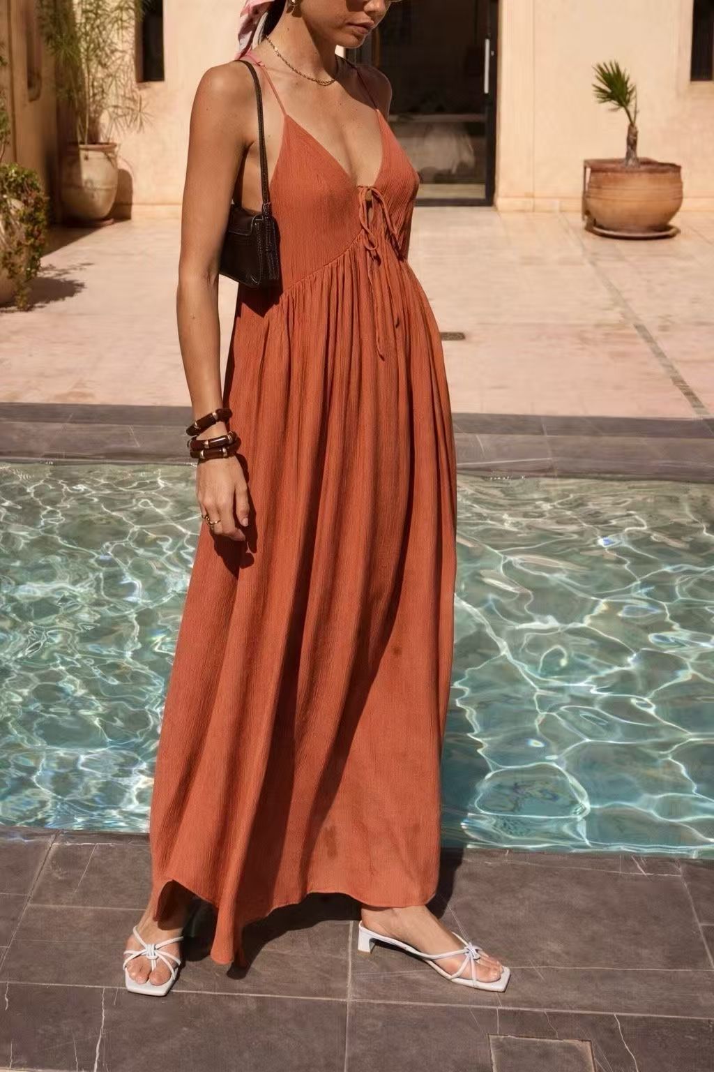 Robe Lamis