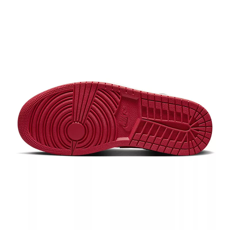 Baskets Nike Air Jordan 1 Low - Noir Et Rouge - Femme
