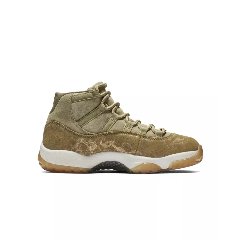 Baskets Nike Air Jordan Retro 11 - Beige