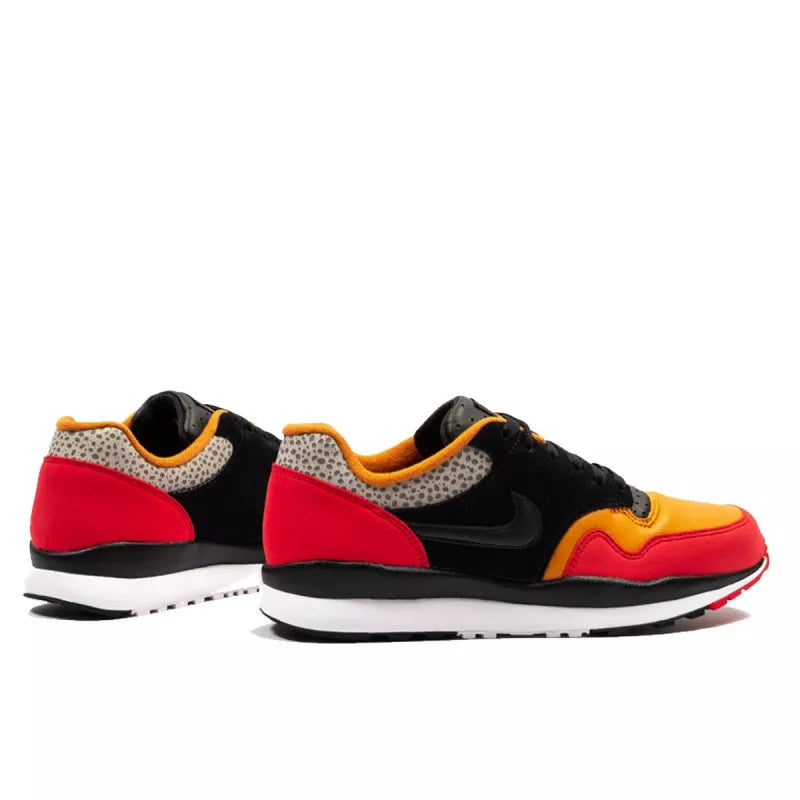 Baskets Nike Air Safari Se - Rouge - Homme