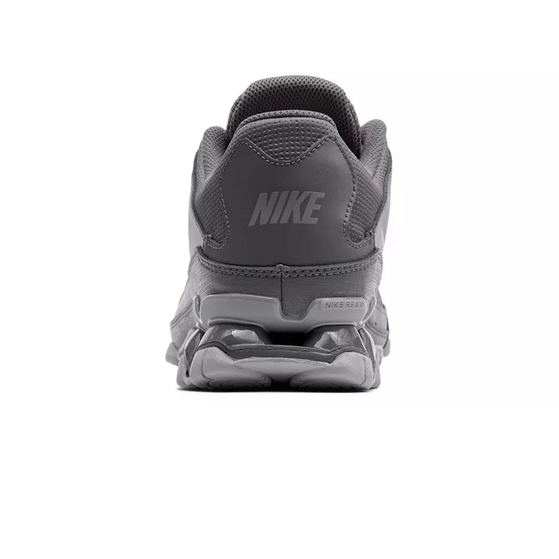 Baskets Reax 8 Tr - Gris