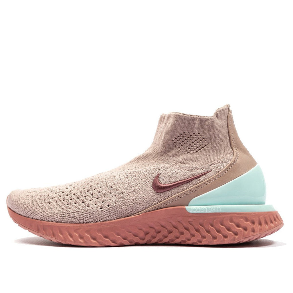 Basket Nike Rise React Flyknit Rose - Baskets Femme - Nike - The Bradery