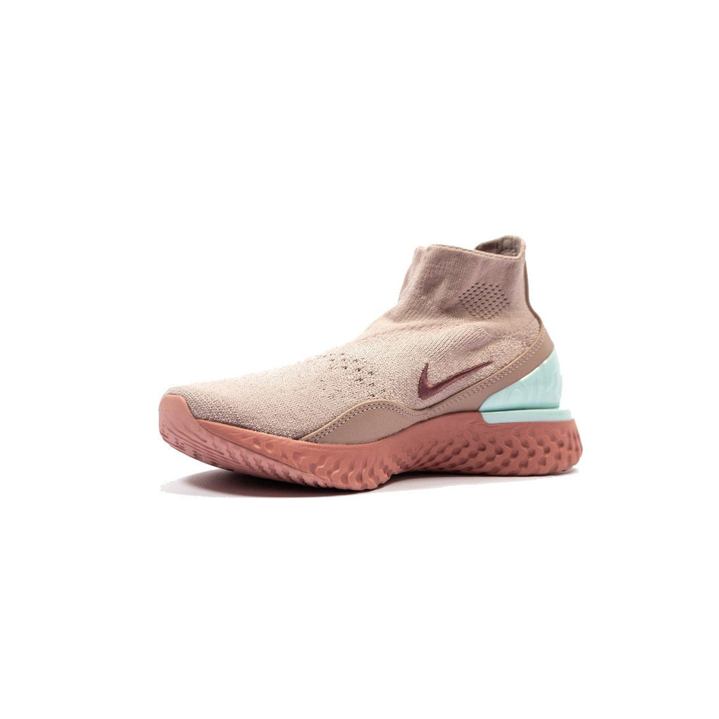 Basket Nike Rise React Flyknit Rose - Baskets Femme - Nike - The Bradery