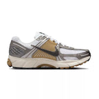 Baskets Nike Zoom Vomero 5 - Blanc/Gris/Gold