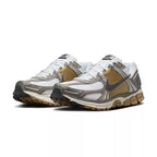 Baskets Nike Zoom Vomero 5 - Blanc/Gris/Gold