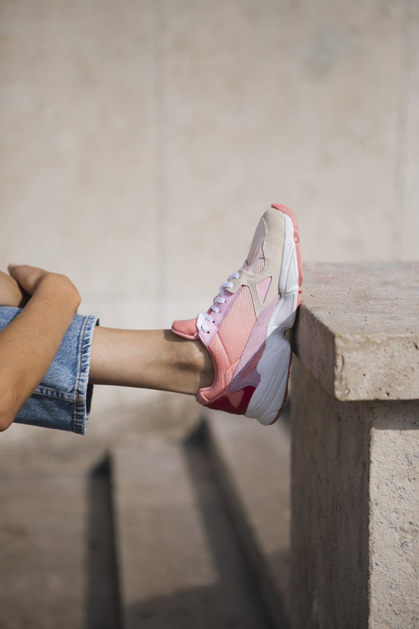 Baskets Adidas Originals Falcon Rose - Adidas2 - The Bradery