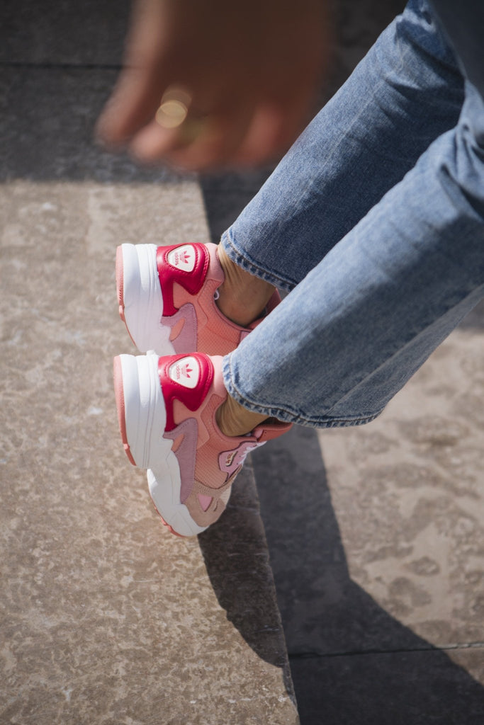 Baskets Adidas Originals Falcon Rose - Adidas2 - The Bradery