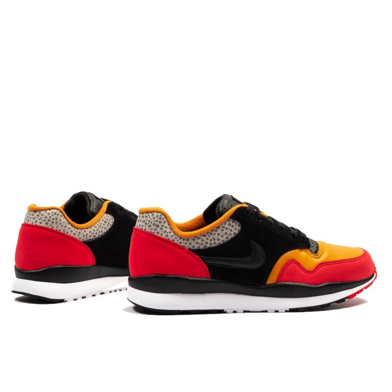 Baskets Nike Air Safari Se - Rouge - Homme - Nike2 - The Bradery