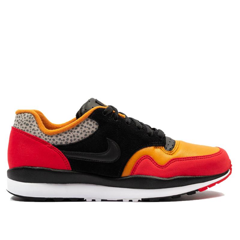 Baskets Nike Air Safari Se - Rouge - Homme - Nike2 - The Bradery