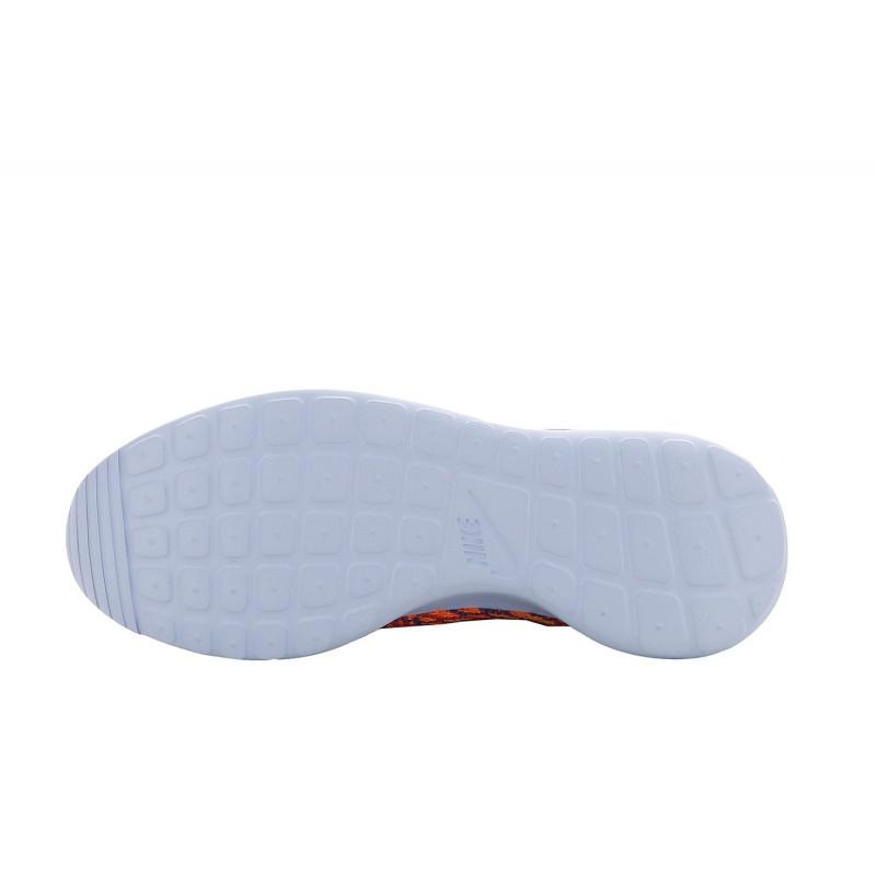 Baskets Nike Roshe One Flyknit - 704927-402 - Rose - Femme - Nike2 - The Bradery