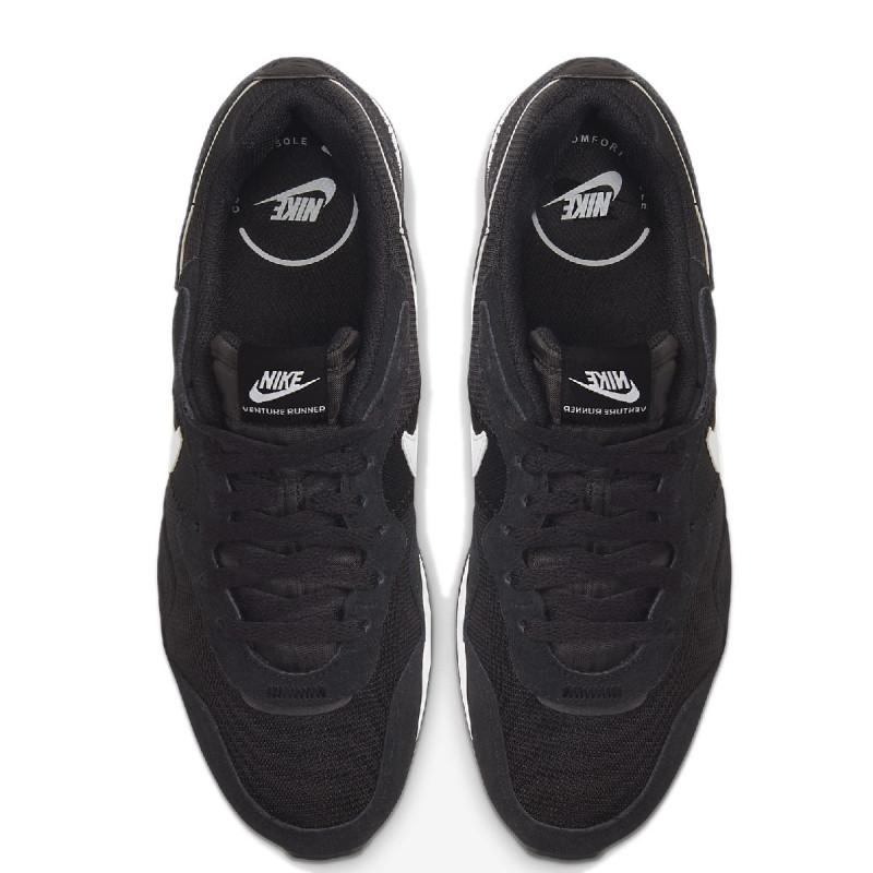 Baskets Venture Runner - Noir - Homme - Nike - The Bradery