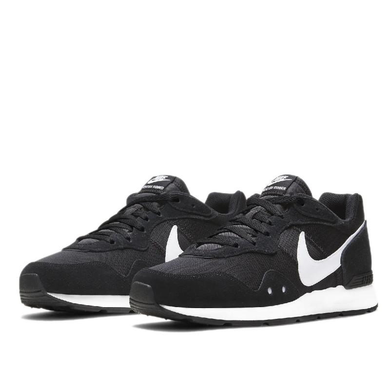 Baskets Venture Runner - Noir - Homme - Nike - The Bradery