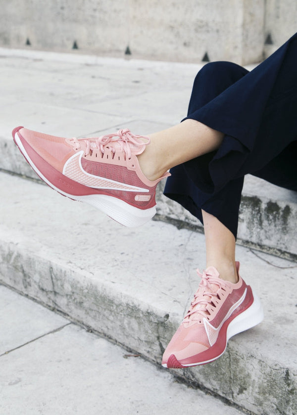 Baskets Zoom Gravity - Femme - Rose - Nike2 - The Bradery