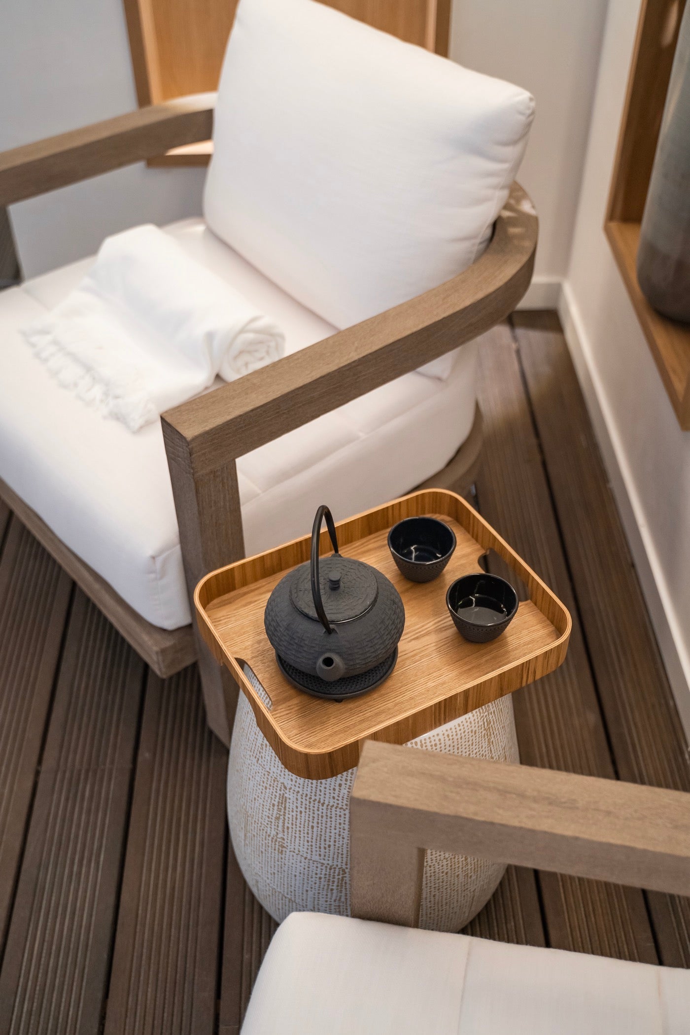 Spa Black Door Paris 8 - Soin Visage Radieux Bioeffect et Accès Au Spa 1H (1 Personne)