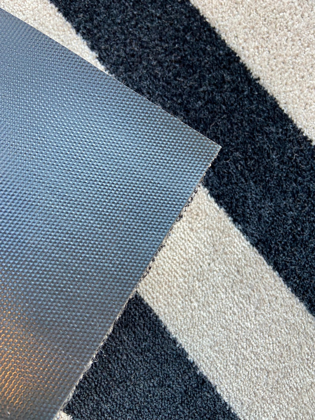 Tapis Bruna - Black