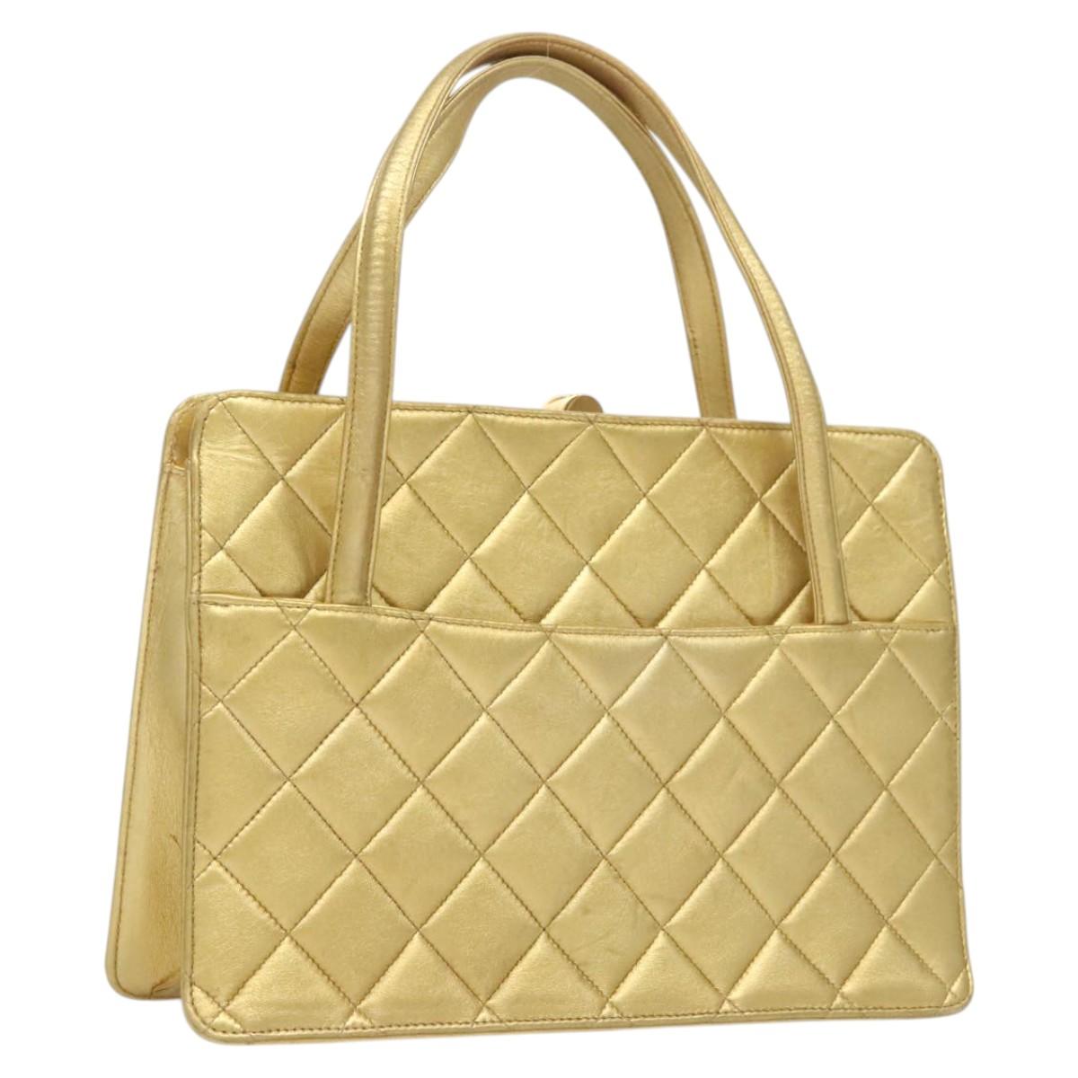 Chanel Matelassé Lambskin leather Medium
