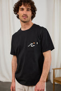 meta-preview, black t-shirt with wave design 