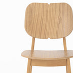 chaise en bois clair massif d hevea lot 2