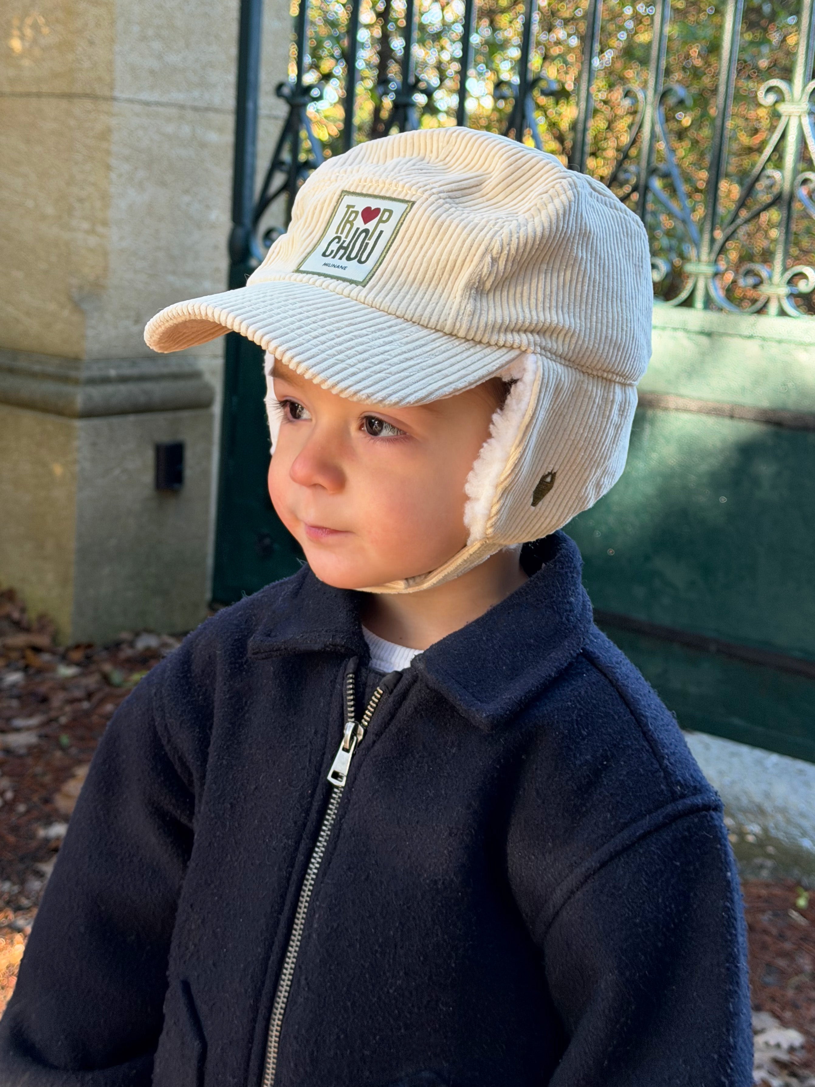 chapka-erika-enfant-bebe-creme-beige-trop-chou-velours-sherpa-doux-chaud-hiver-porte-milinane