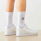 Chaussettes longues mixtes en coton doux, disponibles en 5 coloris et 2 tailles. Confort durable, style sobre. Existe aussi en coffret TitesChaussettes.
