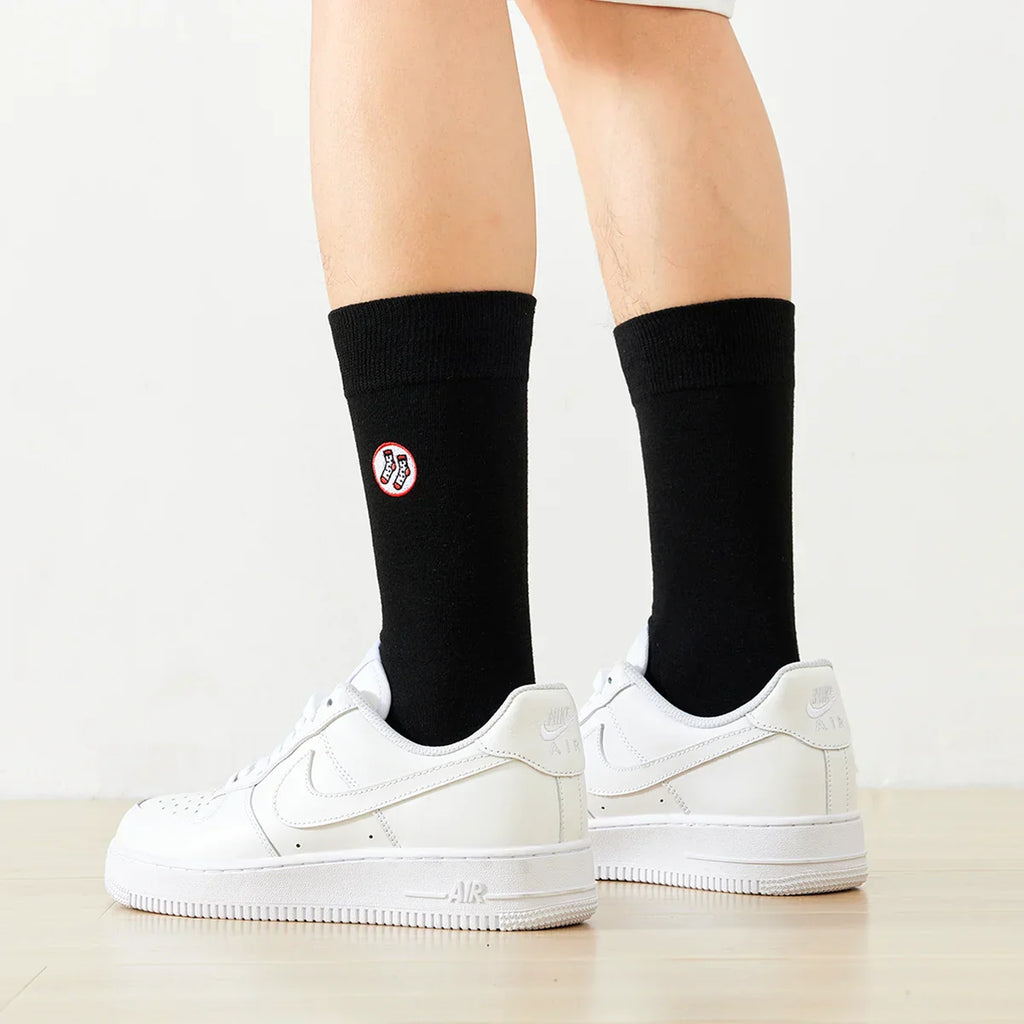 Chaussettes longues mixtes en coton doux, disponibles en 5 coloris et 2 tailles. Confort durable, style sobre. Existe aussi en coffret TitesChaussettes.