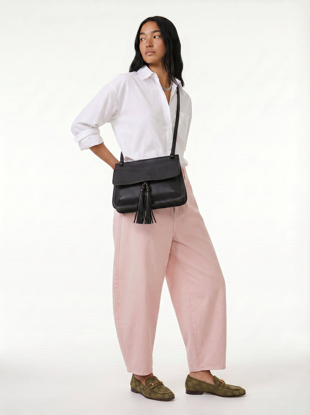Gucci Daily Flap Cuir Grainé Noir — Pompon Bambou