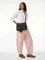 Gucci Daily Flap Cuir Grainé Noir — Pompon Bambou