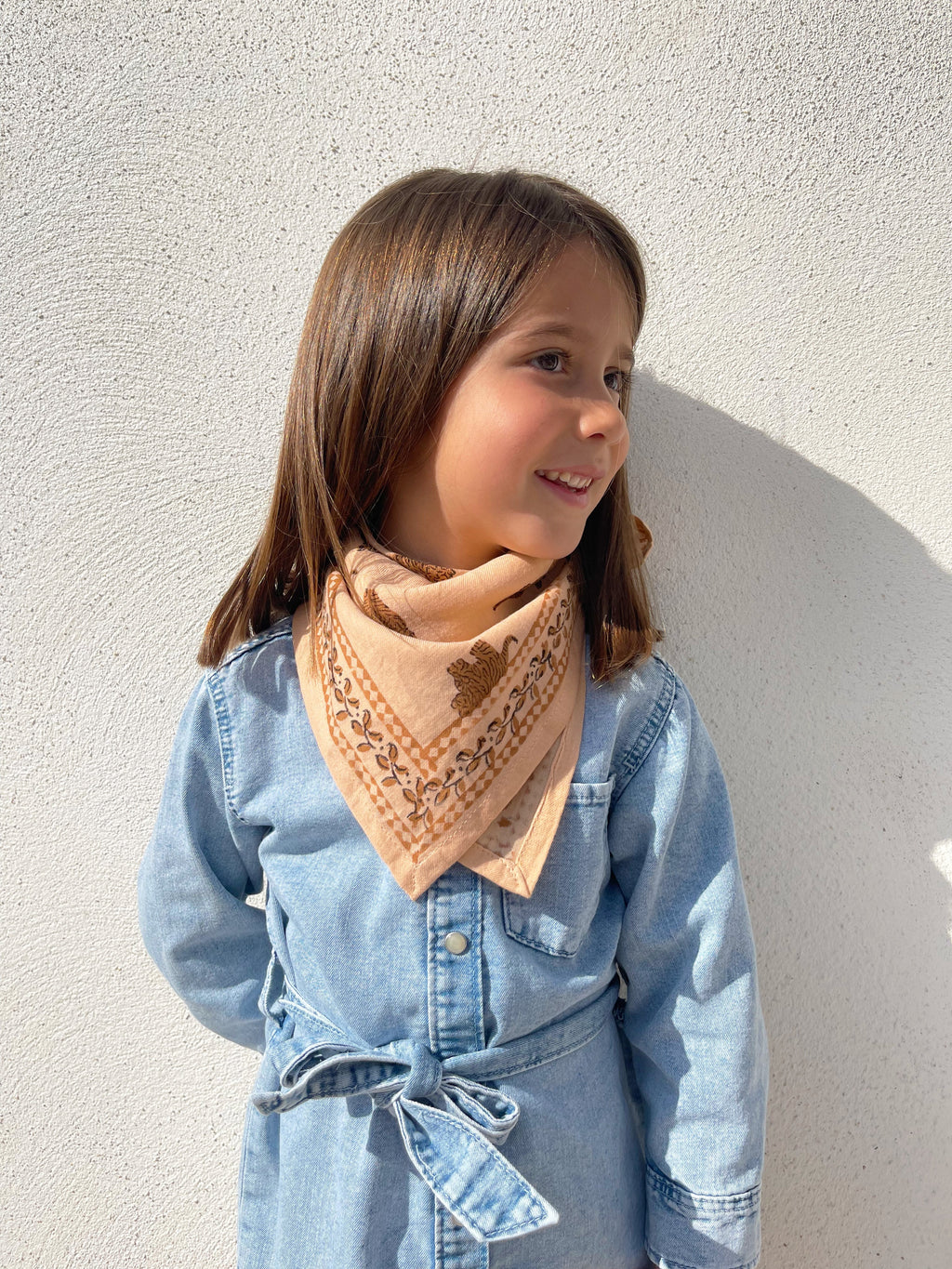 foulard-oscar-indien-blockprint-enfant-tigre-peche-milinane-porte