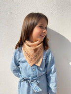 foulard-oscar-indien-blockprint-enfant-tigre-peche-milinane-porte