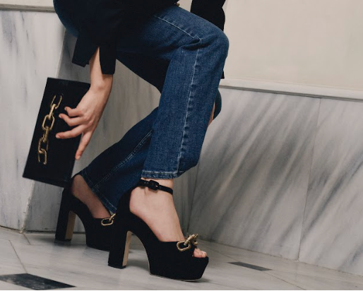 Catena Black Platform Ankle Sandal