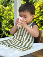 grand-bavoir-pour-bebe-et-enfant-en-coton-rayure-verte-coeur-violet-milinane
