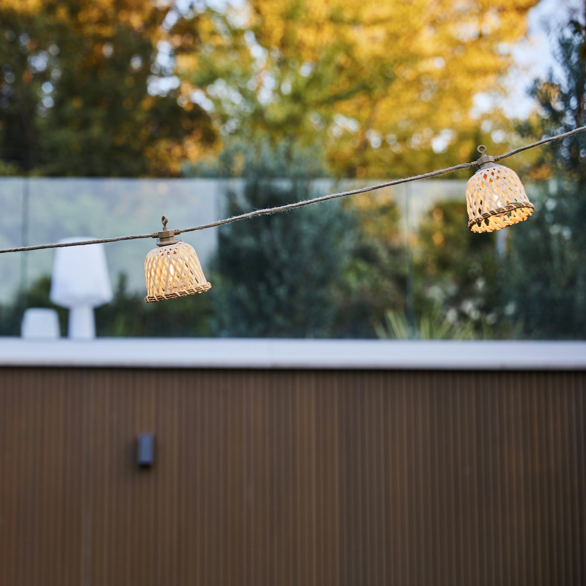 Maly - Guirlande Solaire Hybride - Bambou - Beige