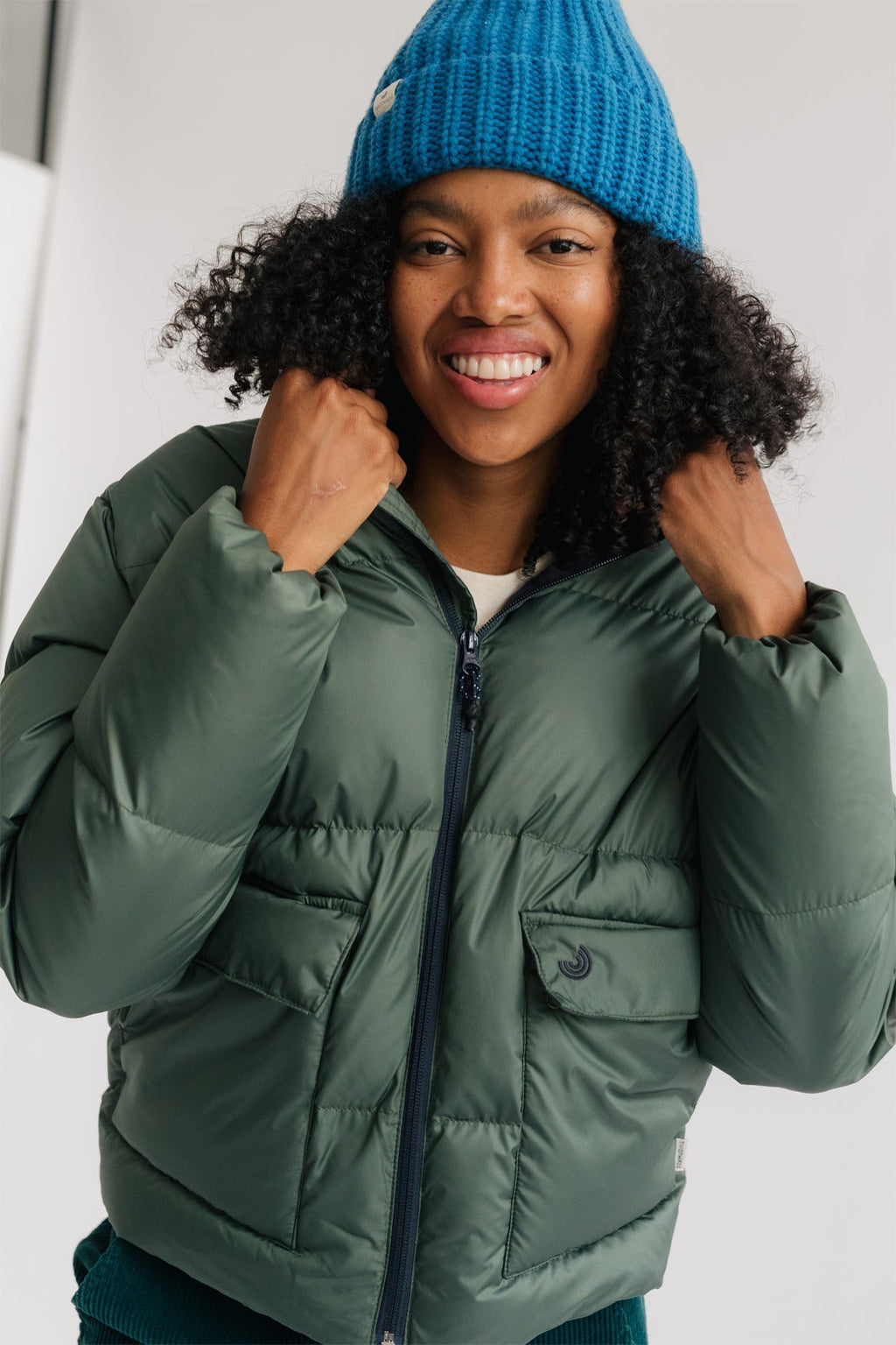 meta-preview, jacket for women with recycled thermal padding.