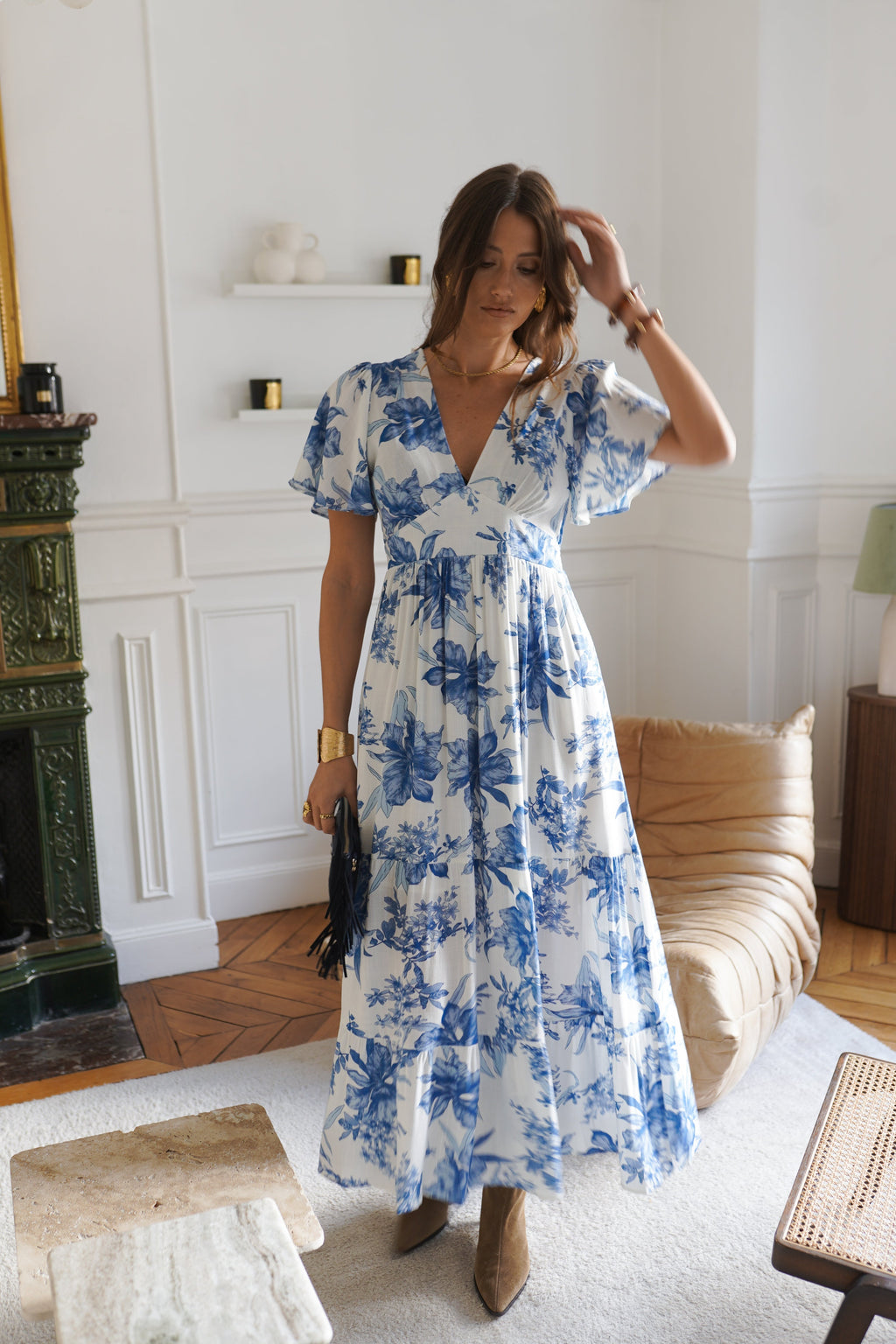 Robe Anong