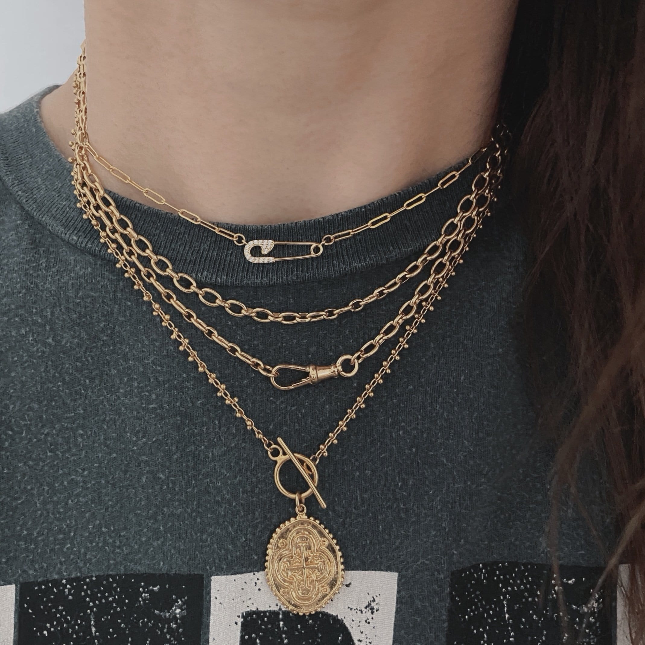 Collier Pin