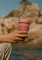 Kitchenware Outdoor Eco - Pack 2 Verres À Café Avec Couvercle Matériau Recyclé - Terracotta
