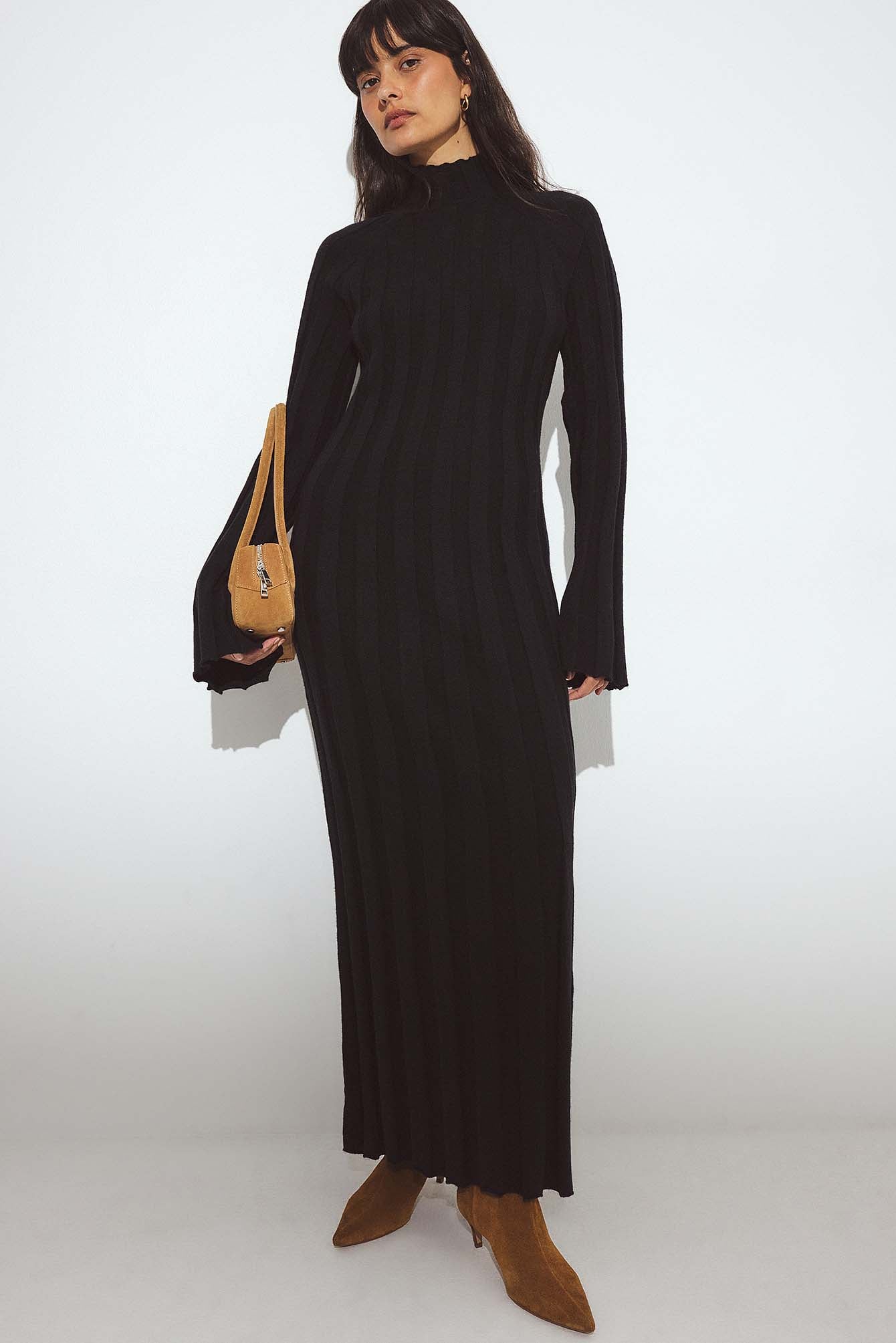 Robe Longue En Maille Côtelée À Col Roulé Noir