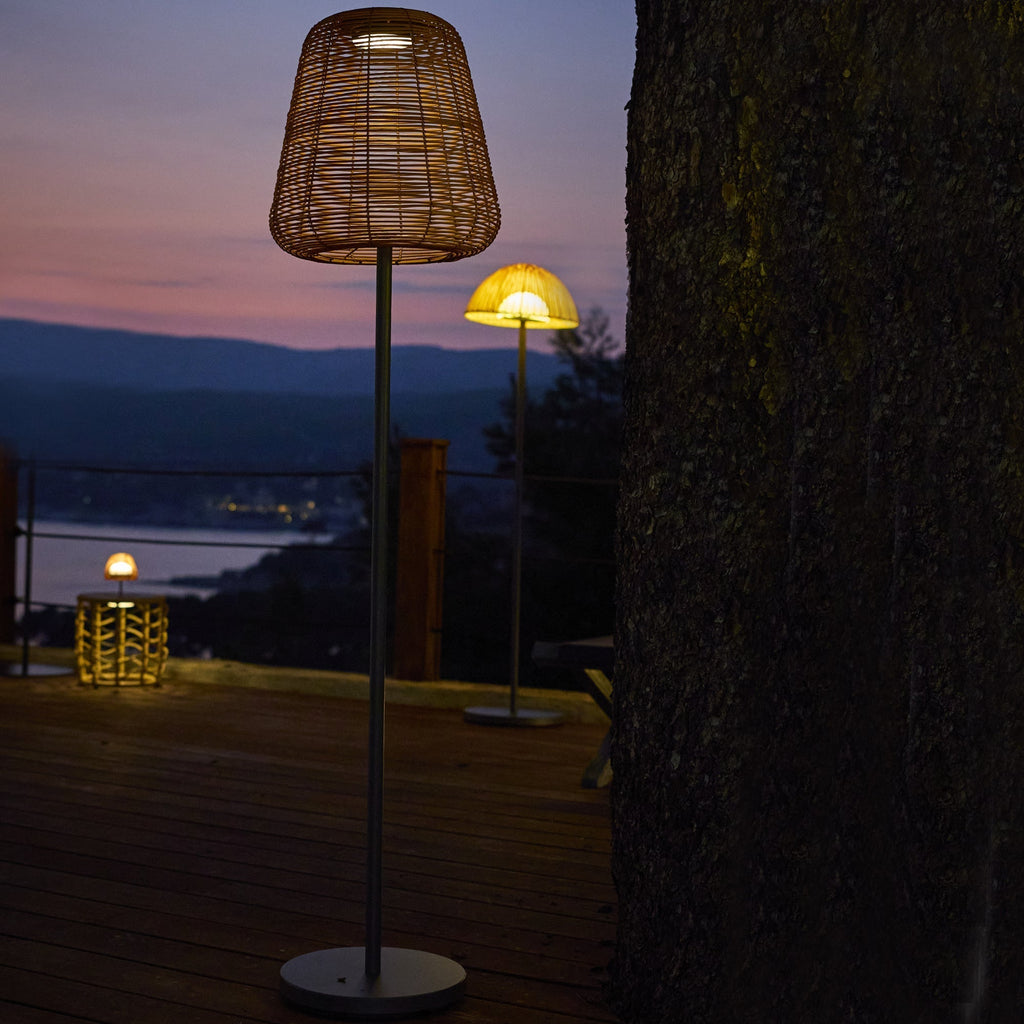Boheme Tall - Lampadaire Solaire - Polyrotin - Marron