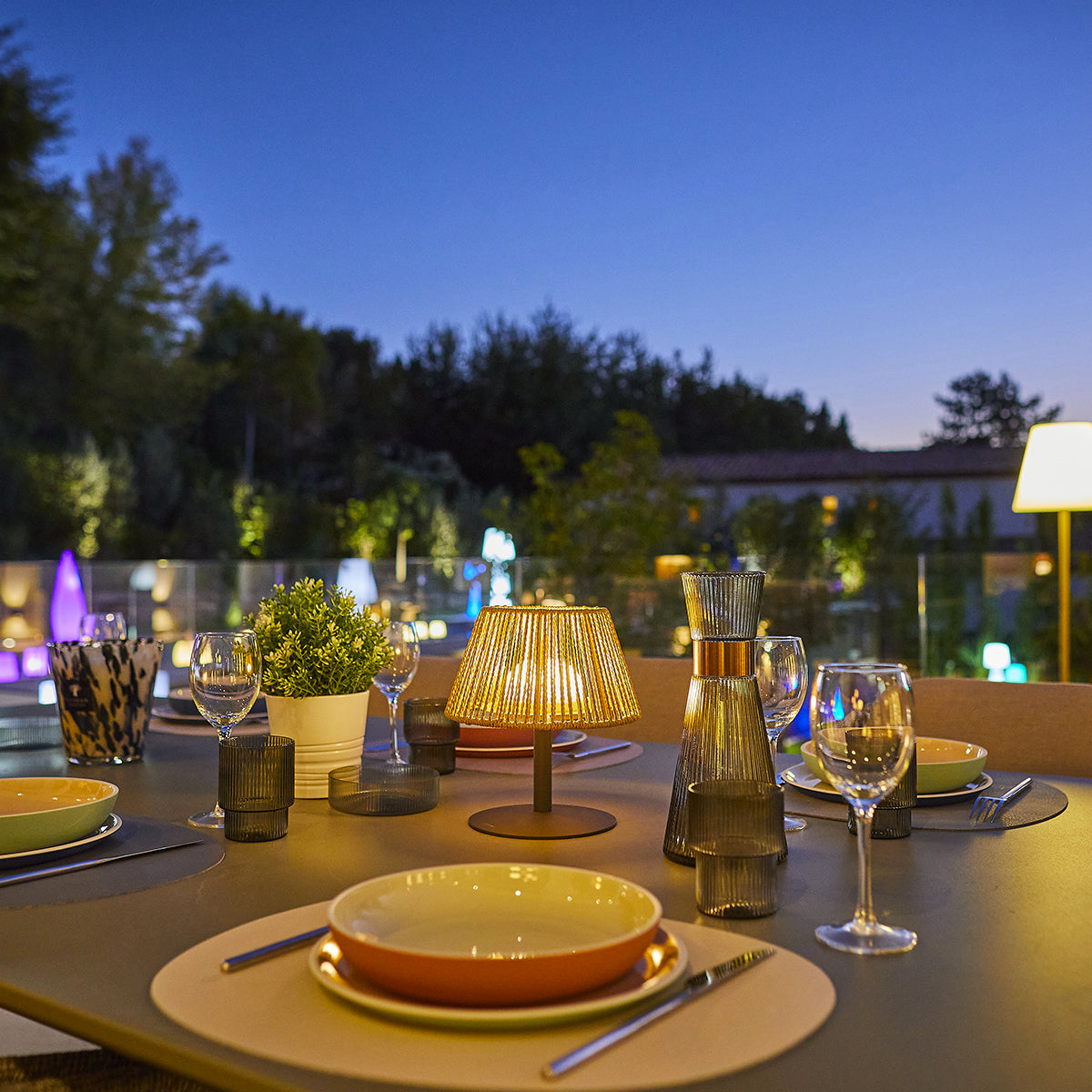 Raffy - Lampe De Table Sans Fil - Rotin - Beige