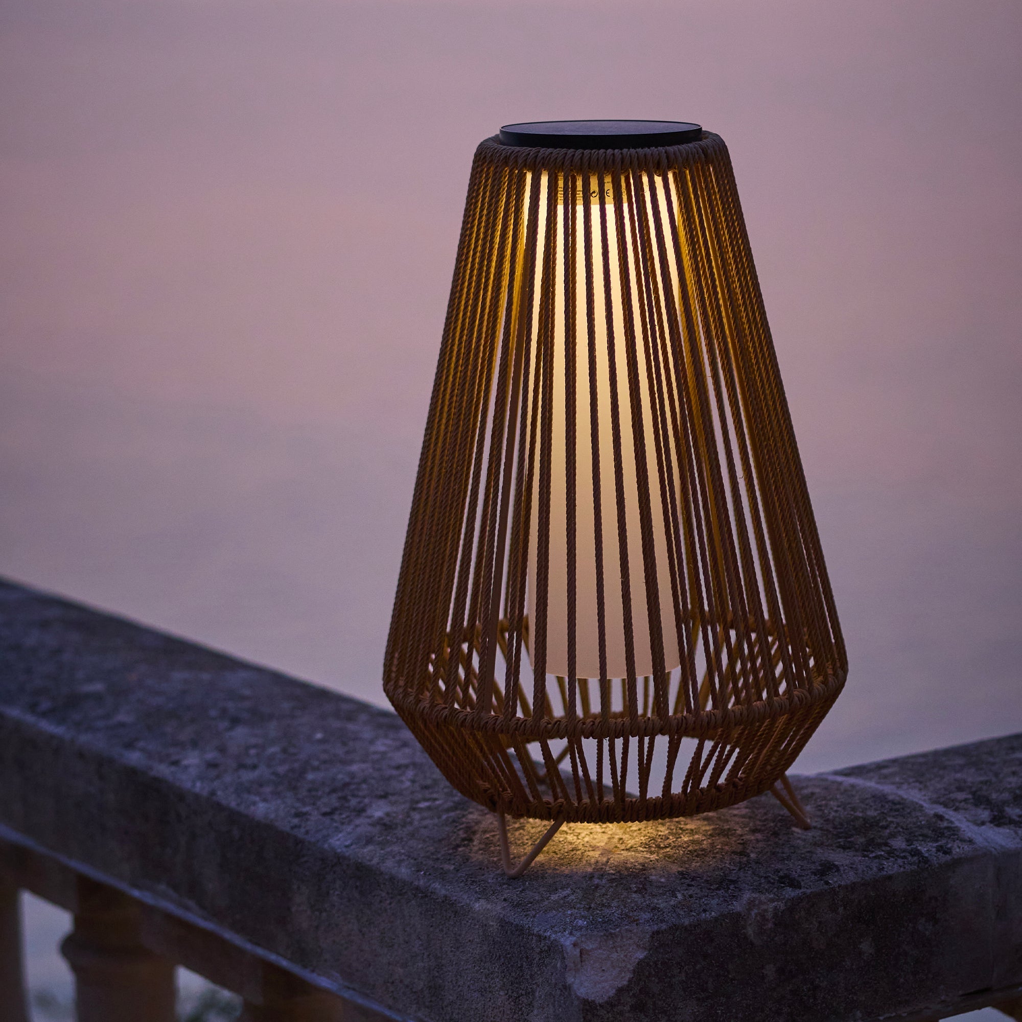 Salomea - Lanterne Solaire - Rotin - Beige