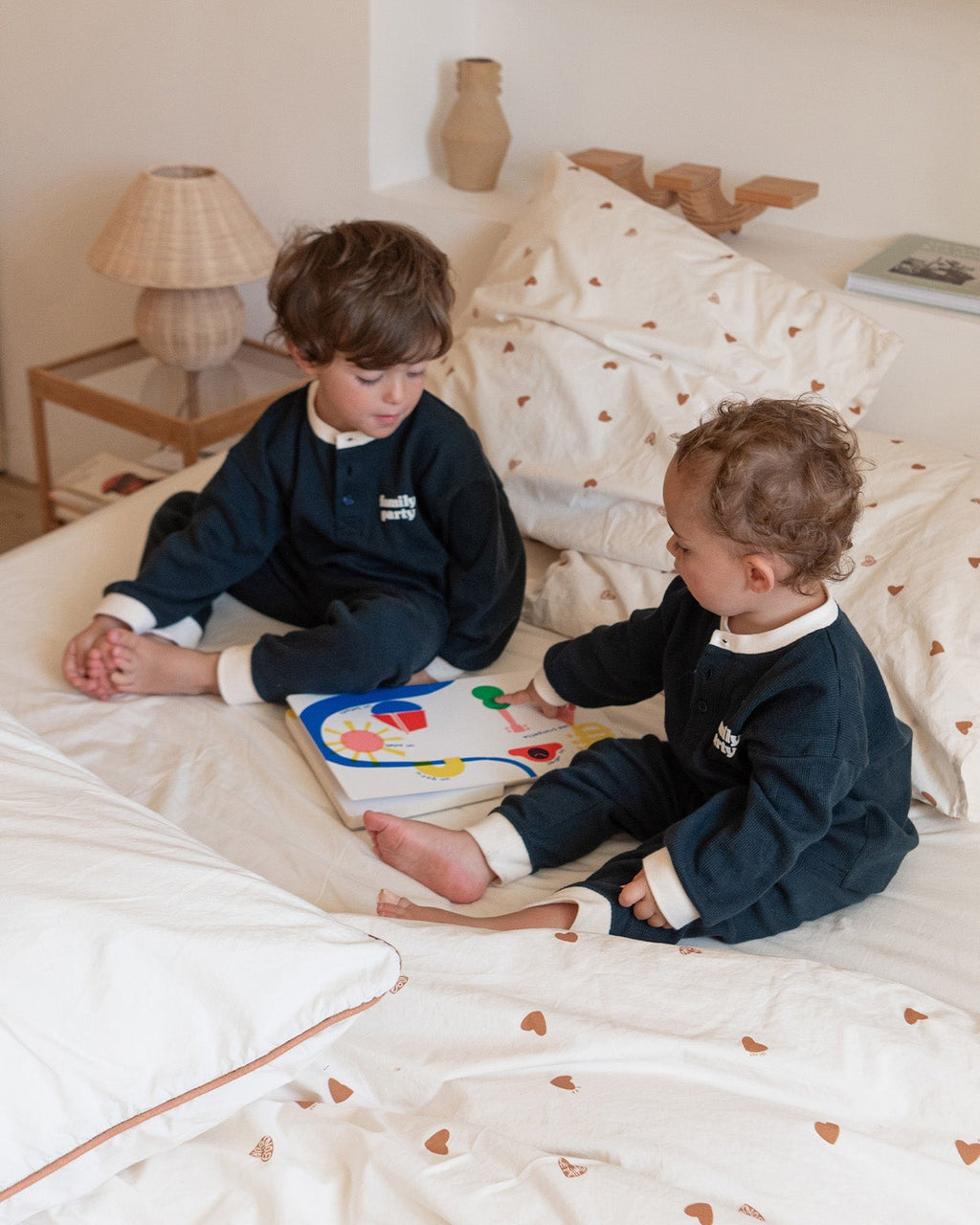 Le Pyjama Family Party Enfant En Coton Bio Nid D'Abeille - Charbon