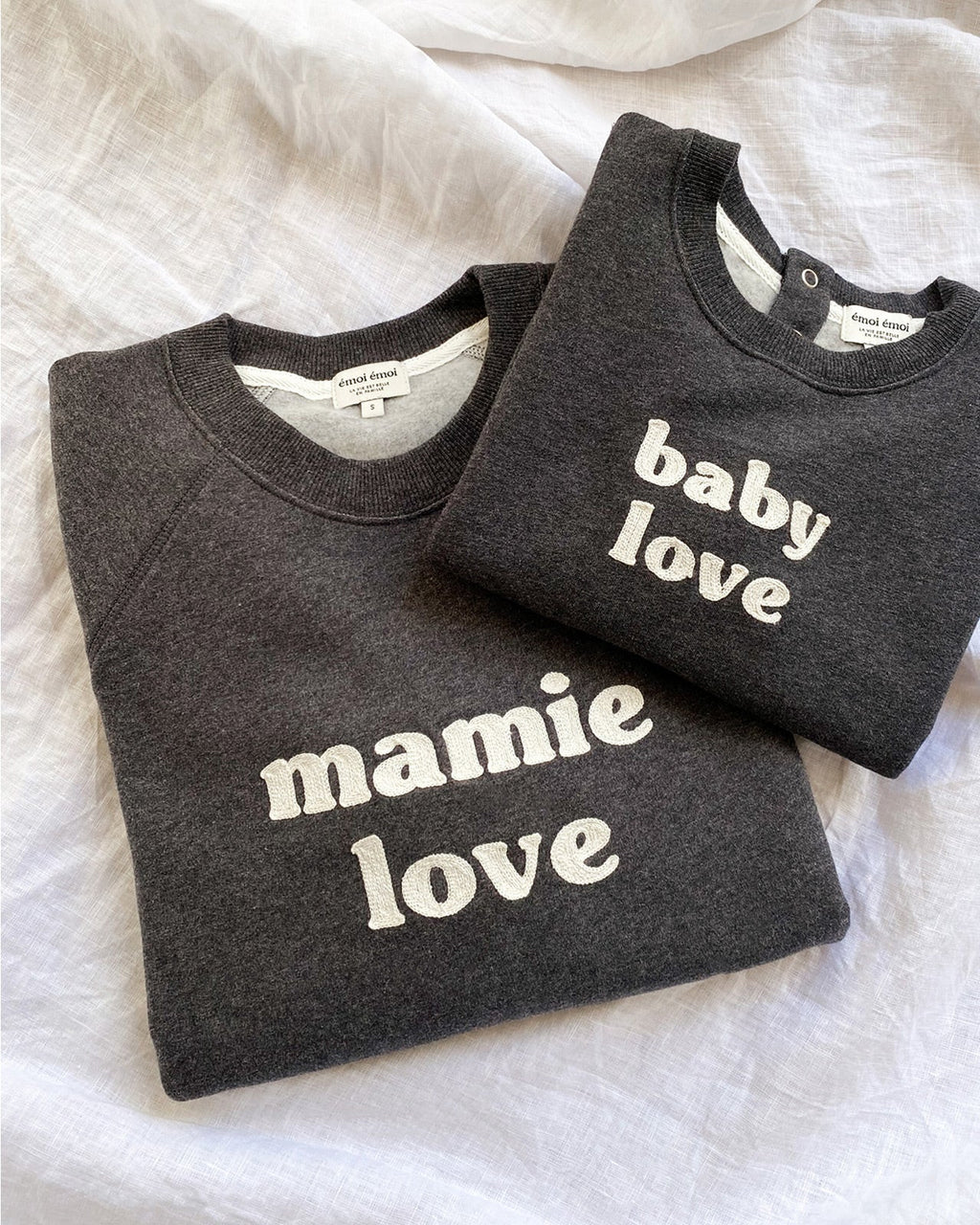 Le Sweat Brodé Mamie Love En Coton Bio - Gris Anthracite