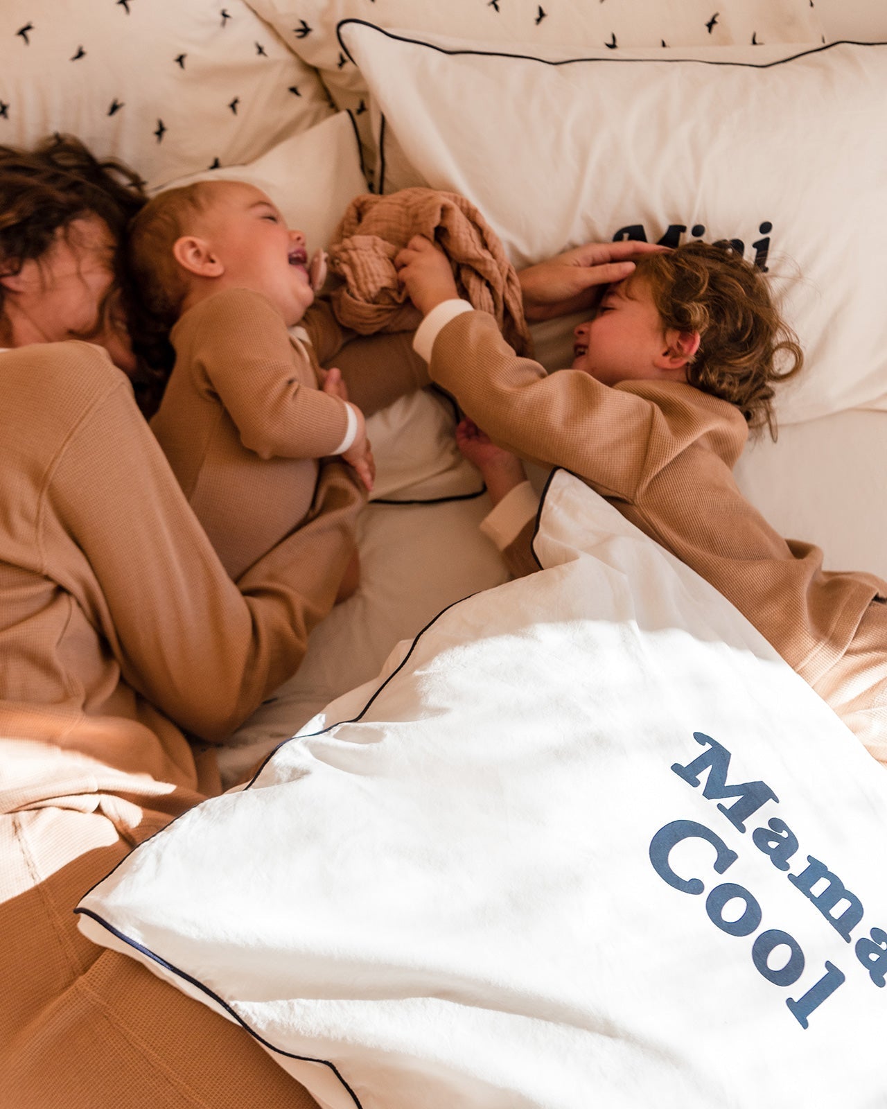 L'Ensemble De Pyjama Mini Cool En Coton Bio Nid D'Abeille - Praliné