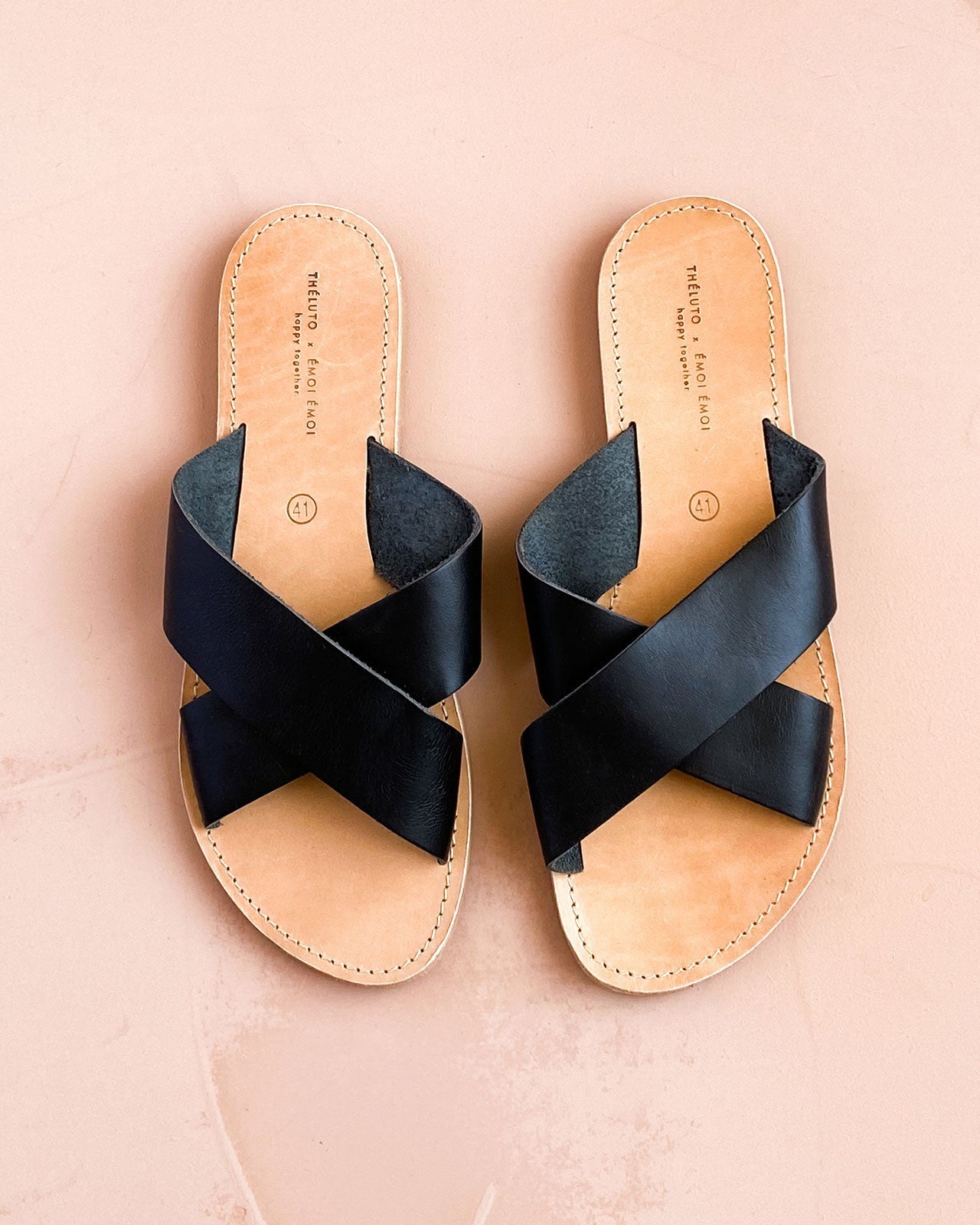 Les Sandales Gaël Homme En Cuir Noir - Théluto X Émoi Émoi