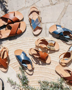 Les sandales enfant - en cuir bleu grecque - Théluto x émoi émoi Sandales Théluto