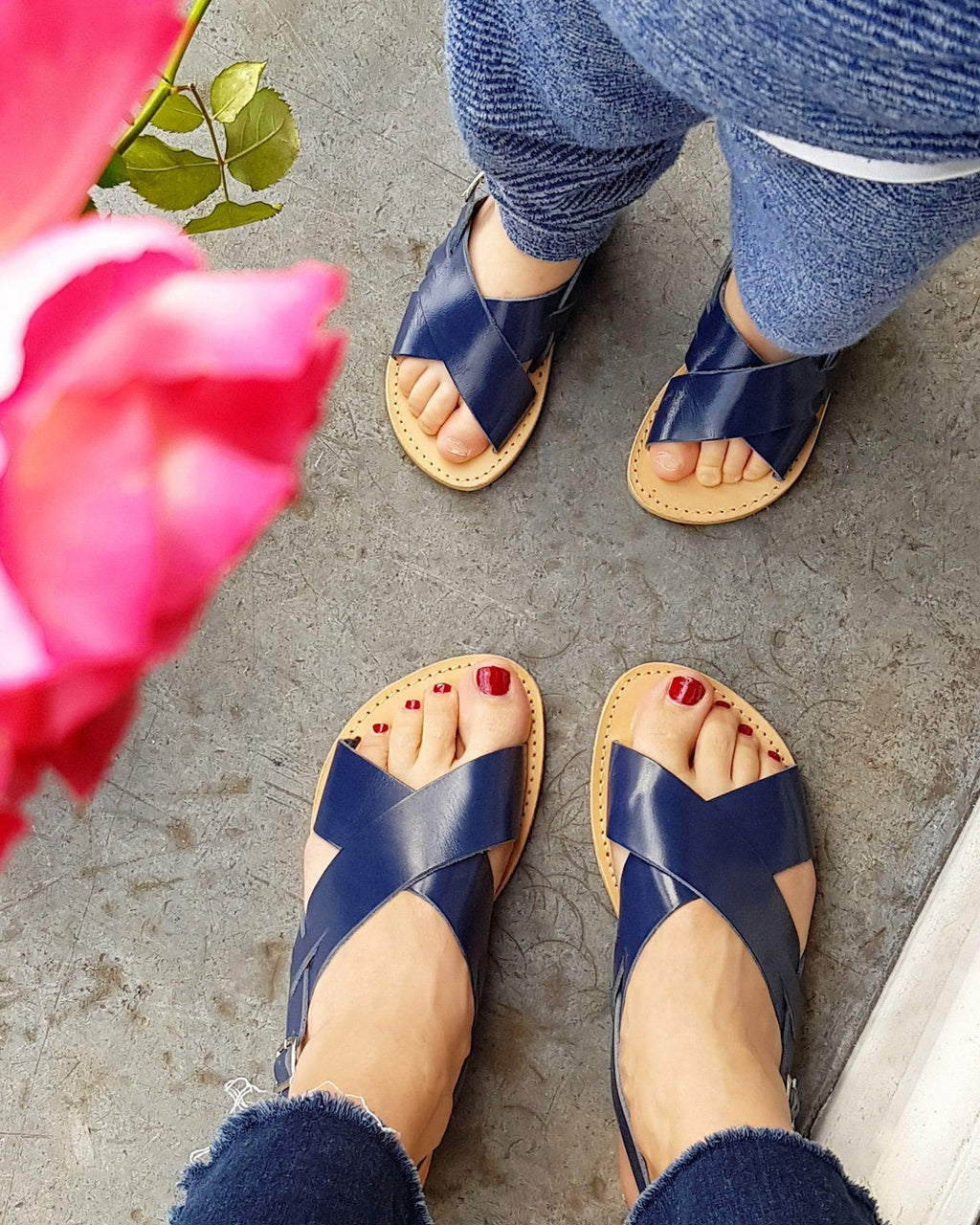 Les sandales enfant - en cuir bleu grecque - Théluto x émoi émoi Sandales Théluto