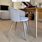 lot 2 chaises en tissu beige chiara pied imitation bois