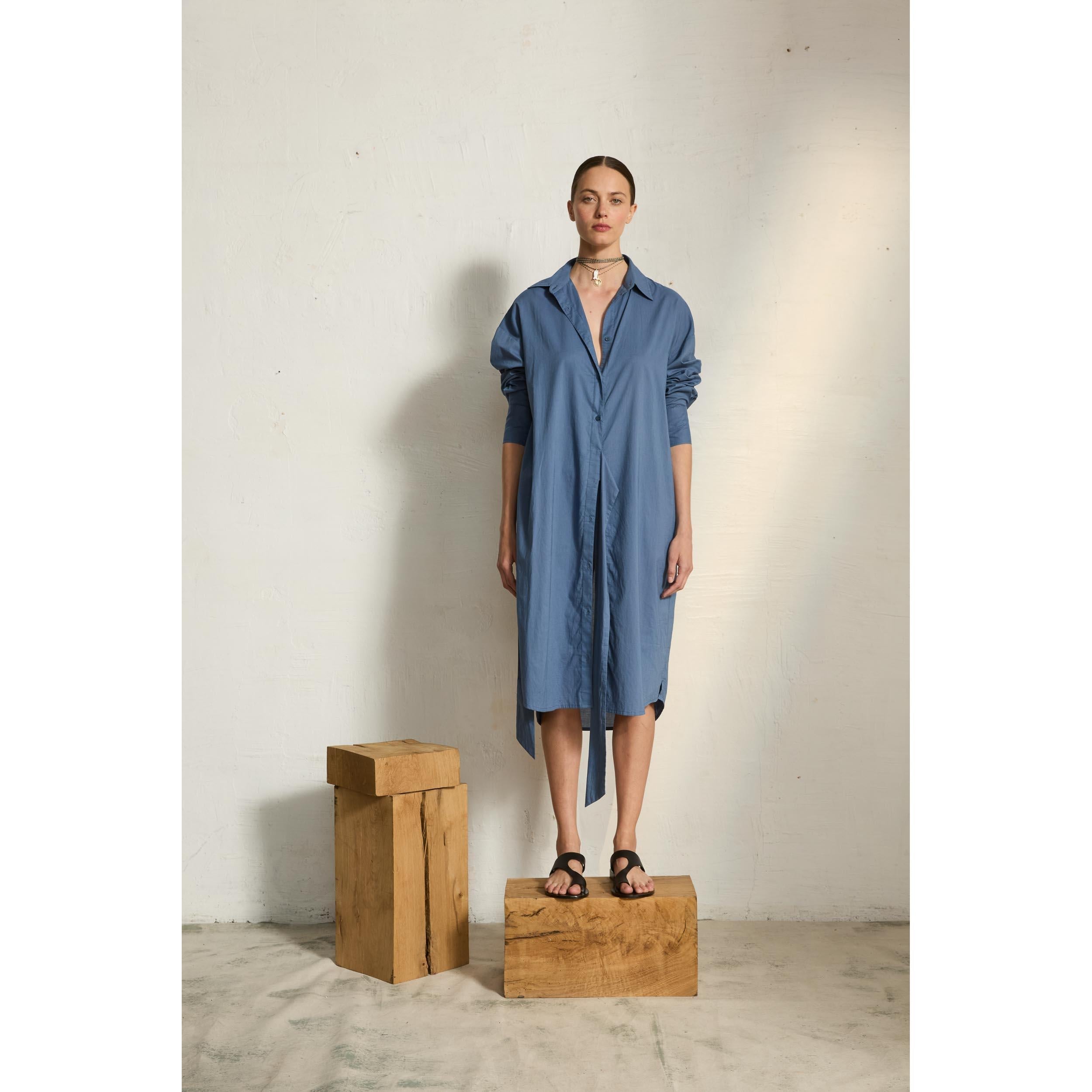 Robe Lily Long - Storm Blue